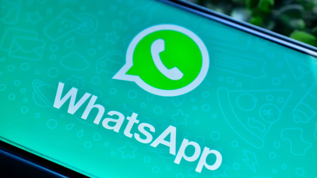 Whatsapp vai permitir-lhe usar ia para griar fundos Únicos para conversas